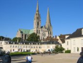 30 arrivée à Notre Dame de Chartres